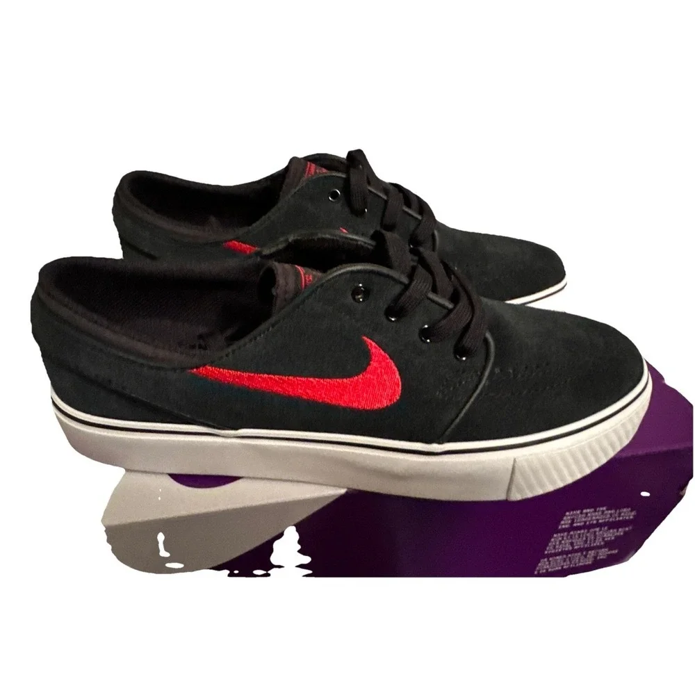 Size 7 (GS) - Nike‎ SB Zoom Stefan Janoski Premium Low Red NIB